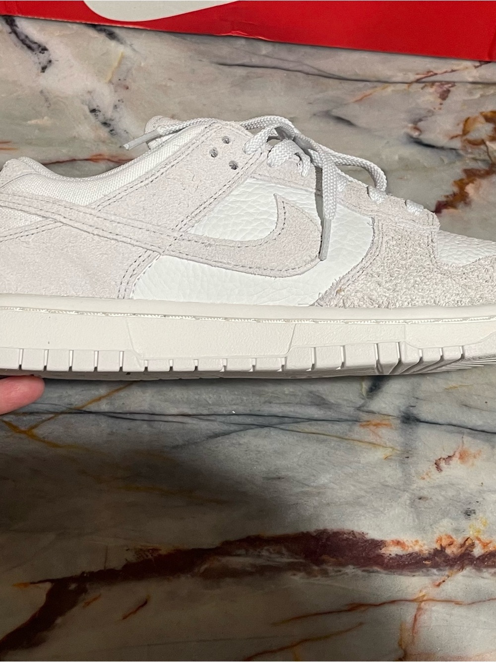 Nike White Duke Low Sneakers size 10